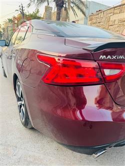 نيسان ماكسيما